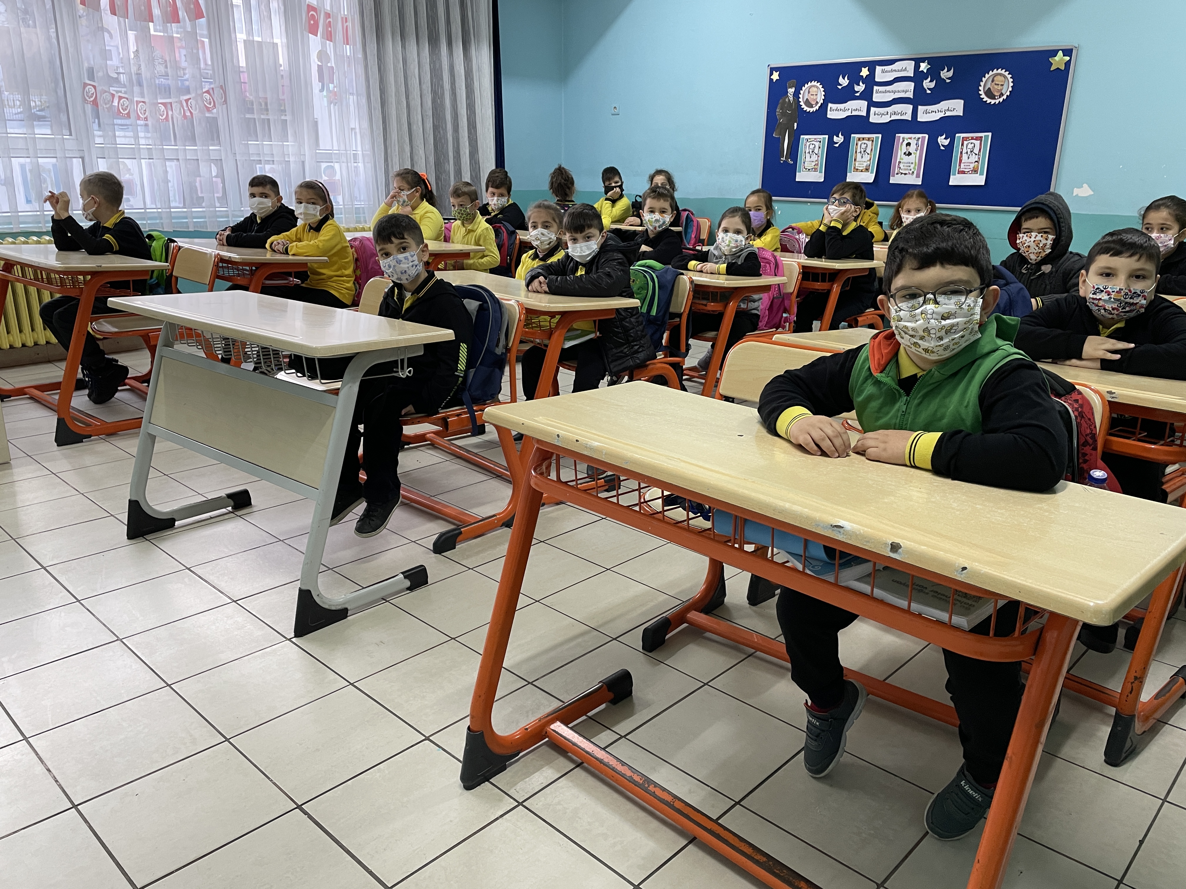 Okullarda ara tatil sonrası ders zili çaldı