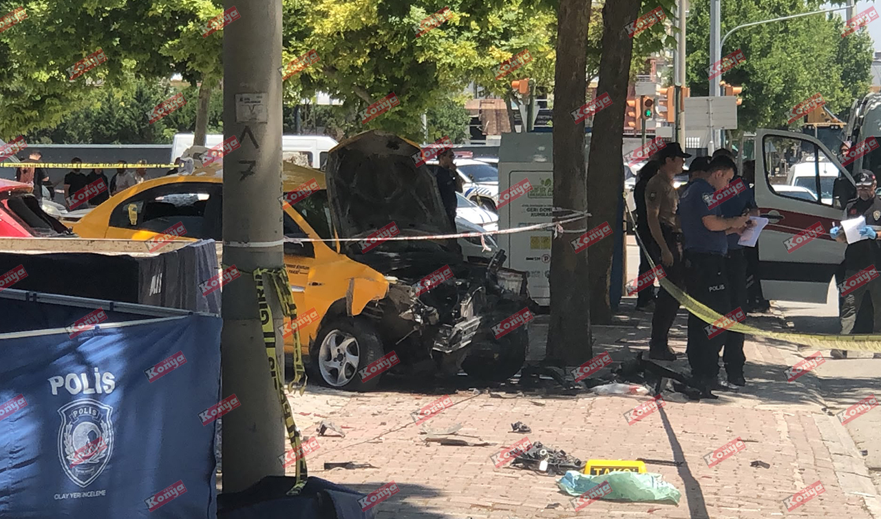 Konya’da can pazarı! Araç yayalara çarptı: 2 ölü